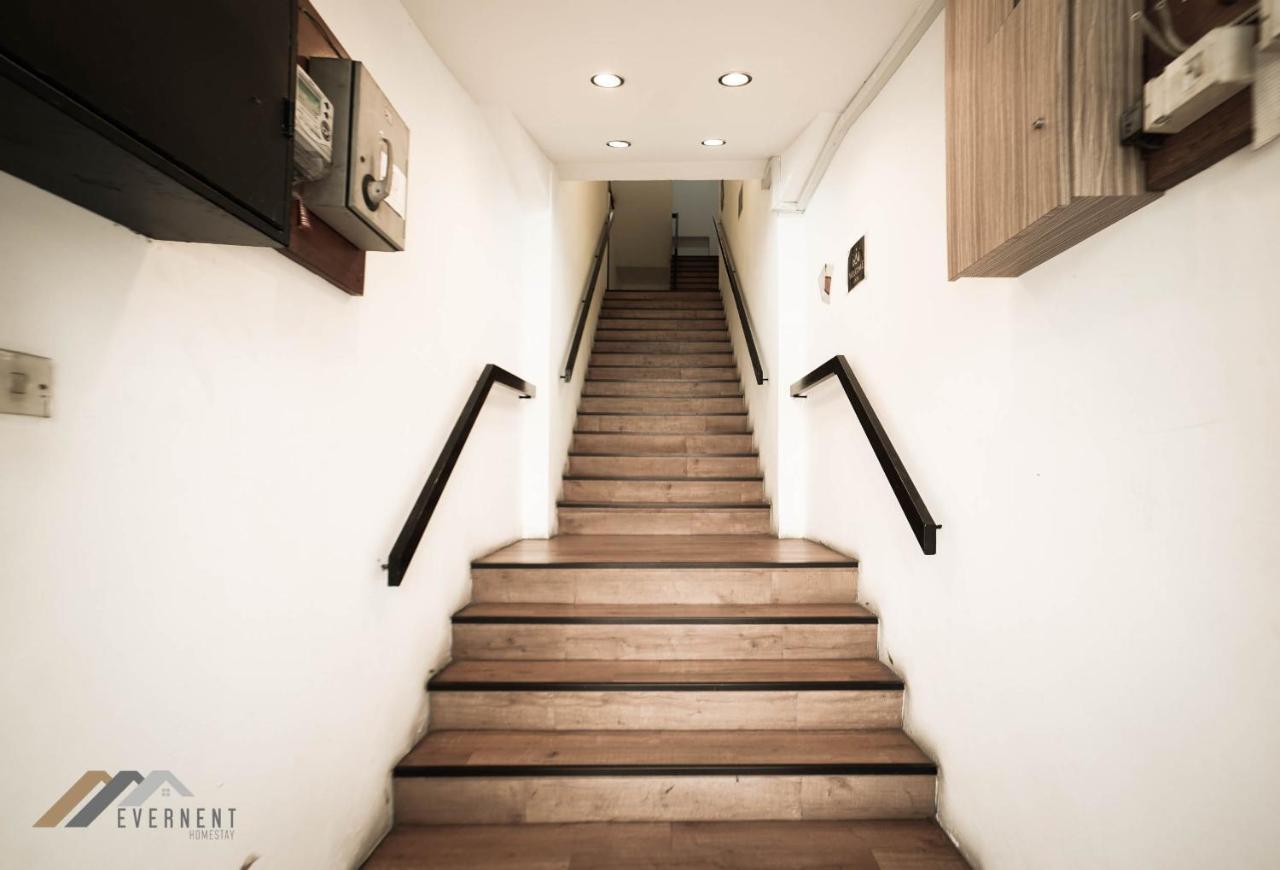Welcome Inn By Evernent @ Pelita Commercial, Miri Buitenkant foto