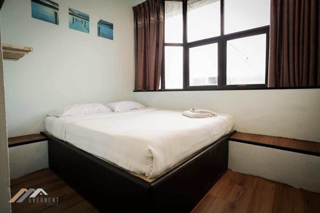 Welcome Inn By Evernent @ Pelita Commercial, Miri Buitenkant foto