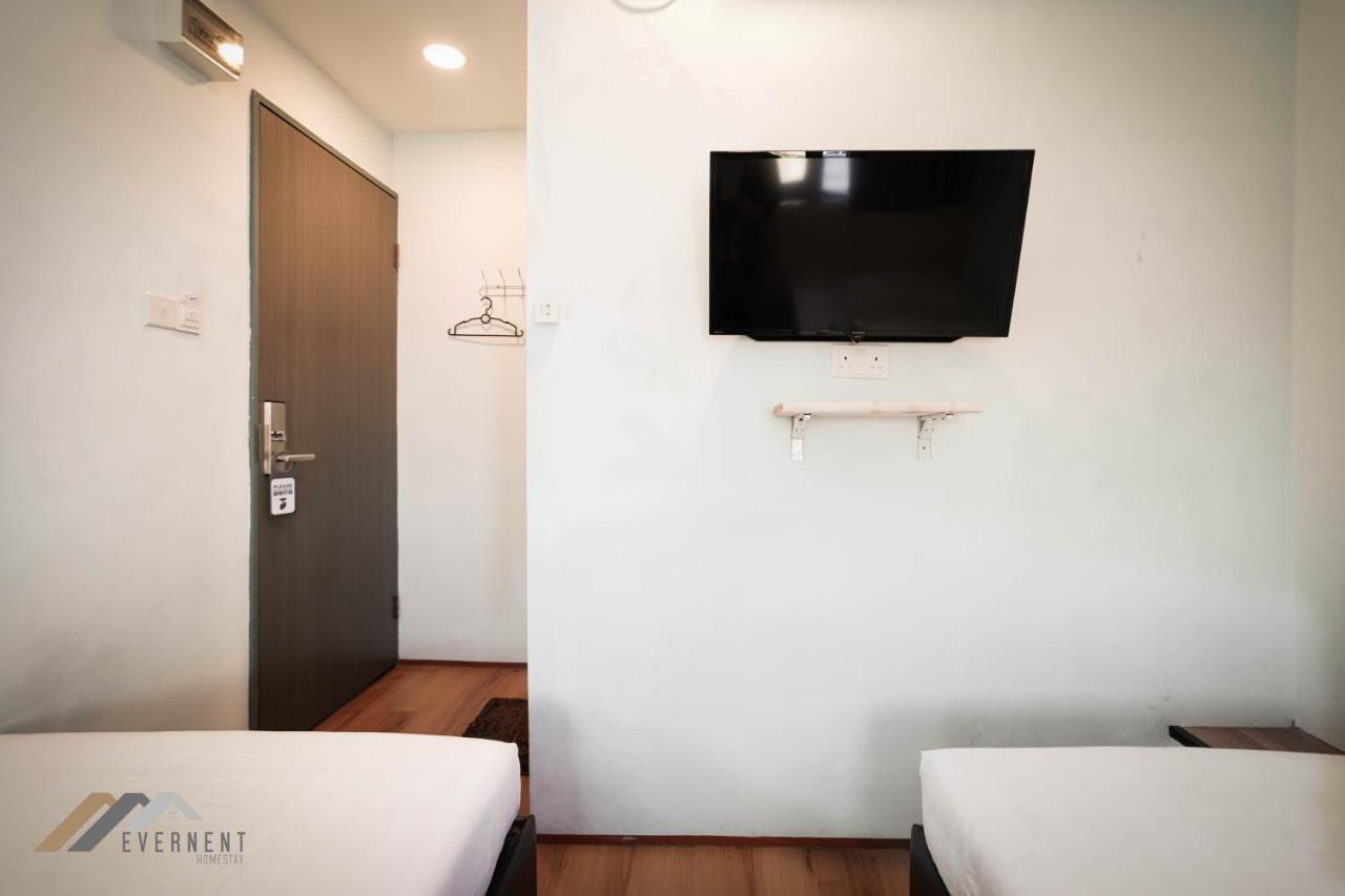 Welcome Inn By Evernent @ Pelita Commercial, Miri Buitenkant foto