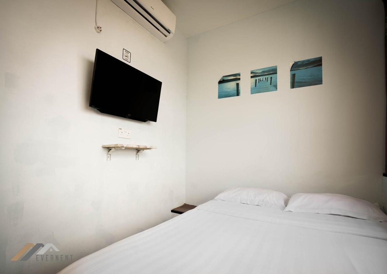 Welcome Inn By Evernent @ Pelita Commercial, Miri Buitenkant foto