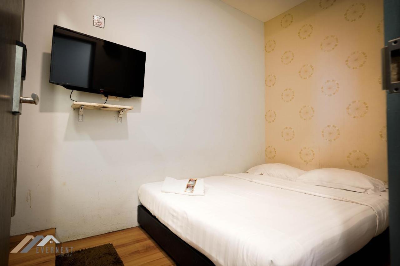 Welcome Inn By Evernent @ Pelita Commercial, Miri Buitenkant foto