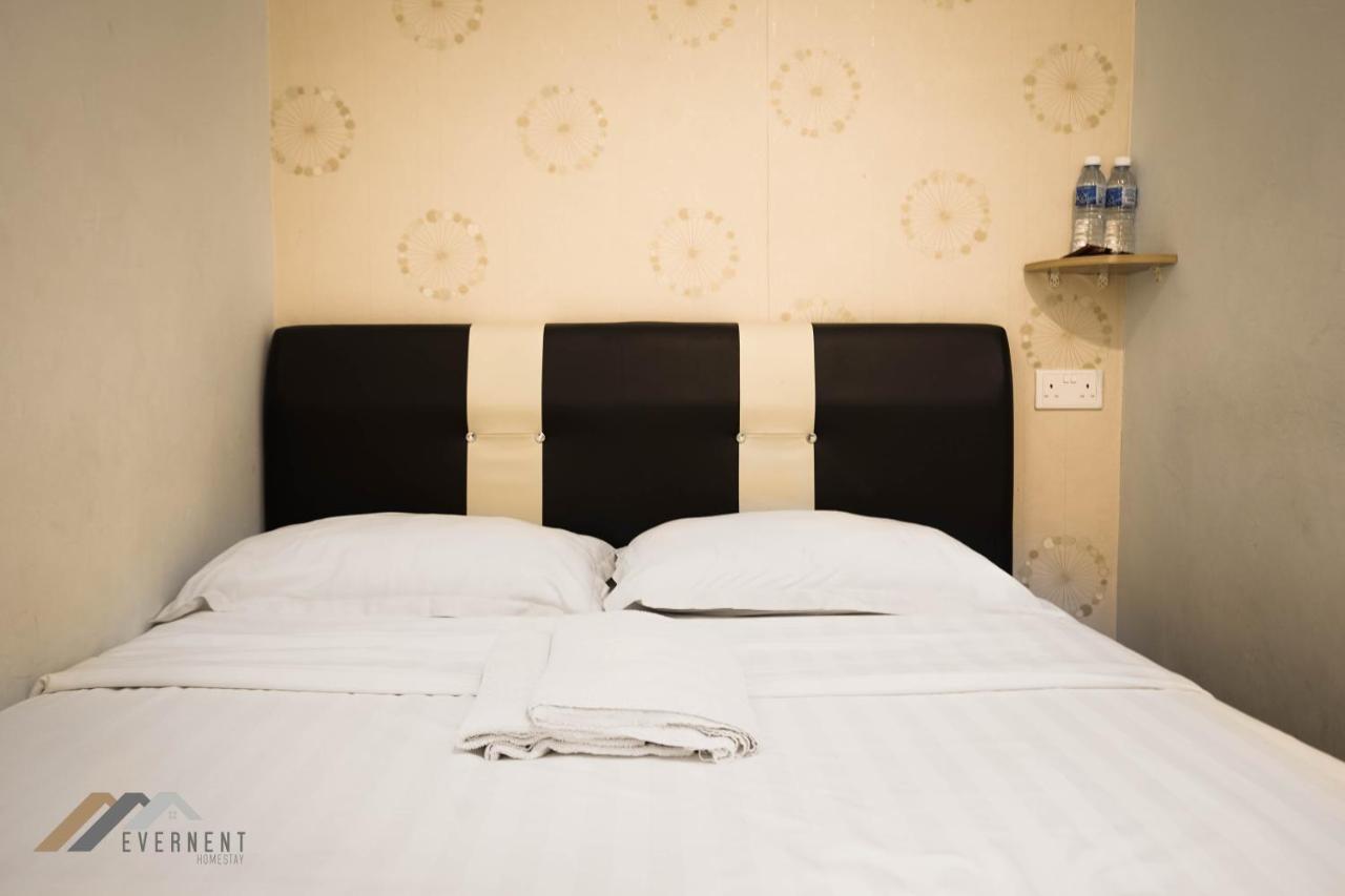 Welcome Inn By Evernent @ Pelita Commercial, Miri Buitenkant foto